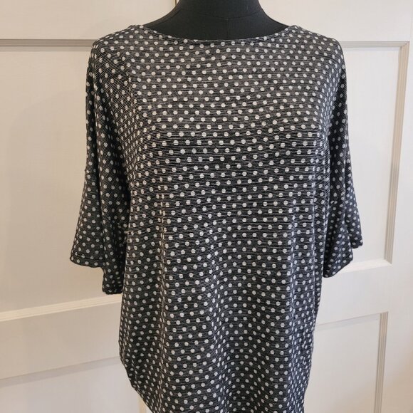 Pretty in Polka Dots - Picture 1 of 2